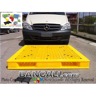 Bancale Grande Giallo 1500 mm. per 1500 mm. Altezza 150 mm. PALLET GIGANTE Reversibile Doppia Faccia identico da entrambi i Lati. Molto Forte e resistente, idoneo per Lavori pesanti, frequenti e intensivi, Ideale come pedana. Universale Peso Tara 34 Kg.  