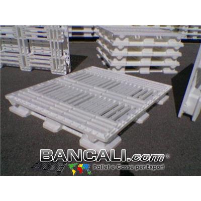 Bancale Perimetrale 110x130 colore bianco Atossico Vergine 6 traverse sotto; Grigliato e  Sovrapponibile; Molto Robusto, 4 vie con Transpallet Peso Tara 17 Kg.