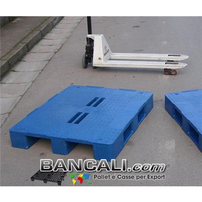 Bancale Rettangolare in Plastica 1000x1200 mm. Piano Chiuso con 4 Fessure al centro e 3 Slitte sotto; Peso  20 Kg. Colore Blue.