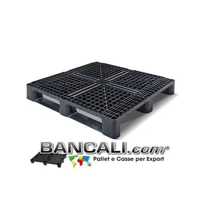 Bancale in Plastica Quadrato 1140x1140 mm Altezza 156 mm. Grigliato Sovrapponibile con 3 Slitte Forcabile 4 Vie; Kg. 15 Monoblocco Mono-Stampo;  Portata: Medio-Pesante