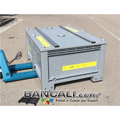 Cargo Pallet BOX 1000x1400 h.650 mm Denominato: Combi Combinato. Materiale Plastica Industriale Pareti Chiuse con 8 Piedi inforcabile su tutti i 4 Lati con Transpallet. Larghezza interna 640 mm Rinforzato con 2 Cravatte metalliche Peso Tara circa 46 Kg.