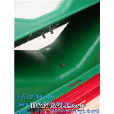 Svasatura Sella-Culla e avvitatura di Vite M8 di 45 mm. al dado autobloccante sotto, Applicazione che rende il Pallet e le portabobine indipendenti nello stoccaggio.